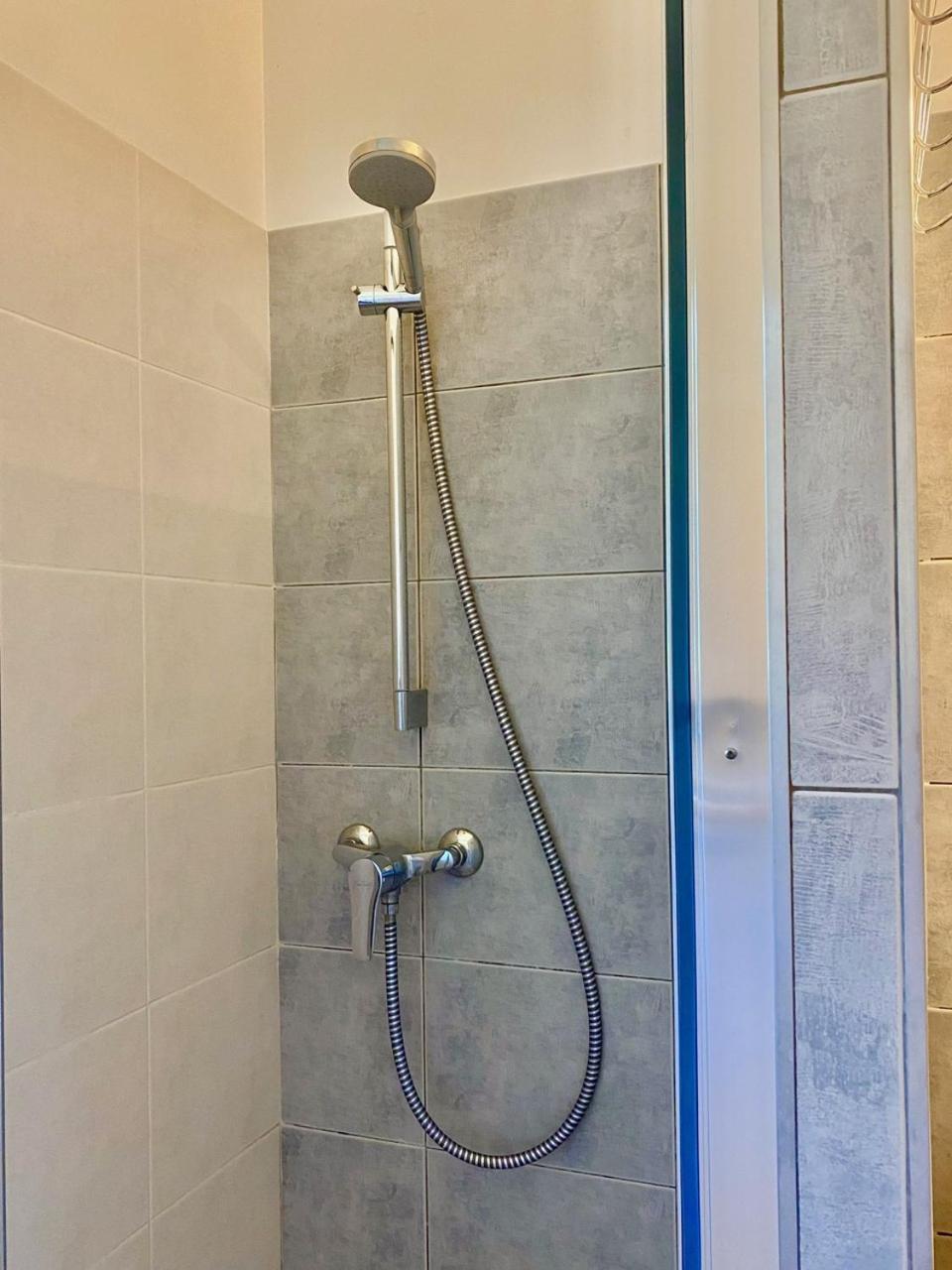 Appartement Neuf Et Au Calme Proche Avignon Althen-des-Paluds Zewnętrze zdjęcie