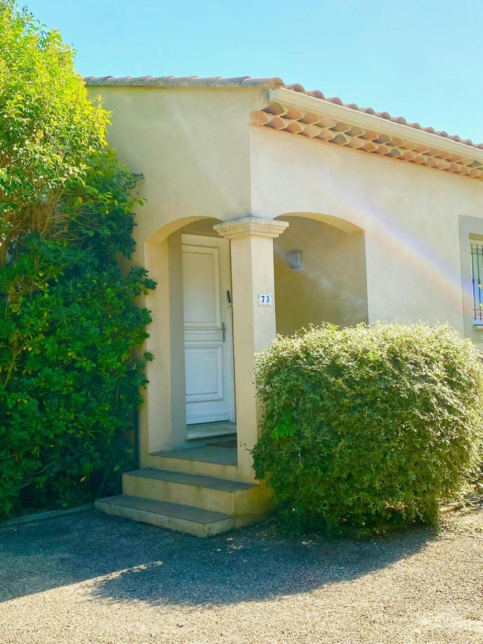 Appartement Neuf Et Au Calme Proche Avignon Althen-des-Paluds Zewnętrze zdjęcie